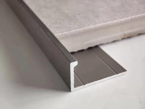Perfiles de teja de aleación de aluminio en forma de L Cepillado Molino Plata brillante